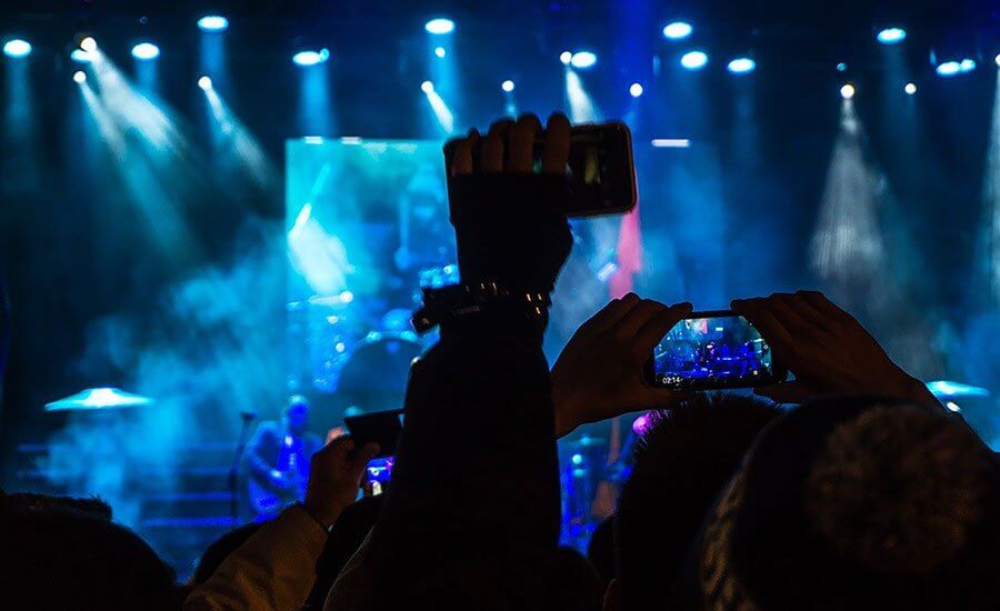 work experiential rewards into loyalty programs