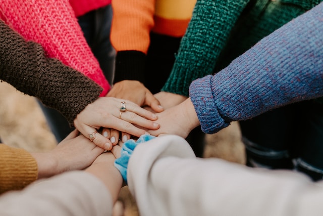 Friendly competition between your staff is a great way for them to get comfortable with your loyalty program